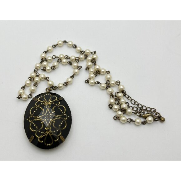 Vintage Faux Pearl Beaded Necklace with Black and Gold Oval Pendant Prong Set - Picture 2 of 8